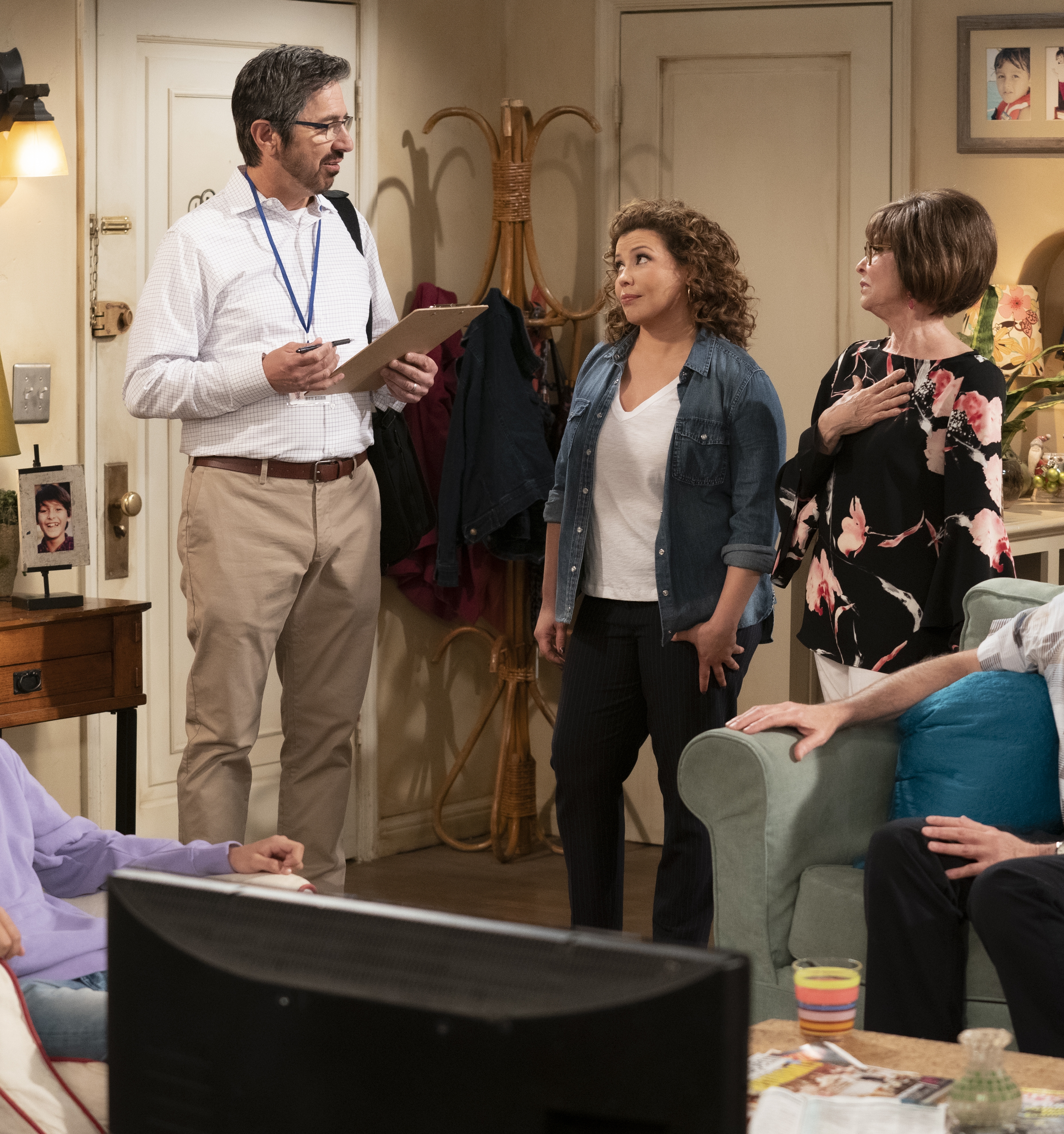 One Day at a Time - Season 4 - Episode 401